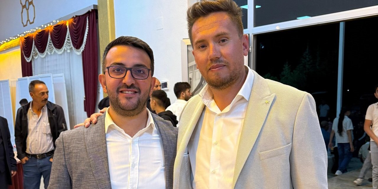 Eskil'de Yenilenen Yüzüyle Cadde Kafe Hizmete Açıldı